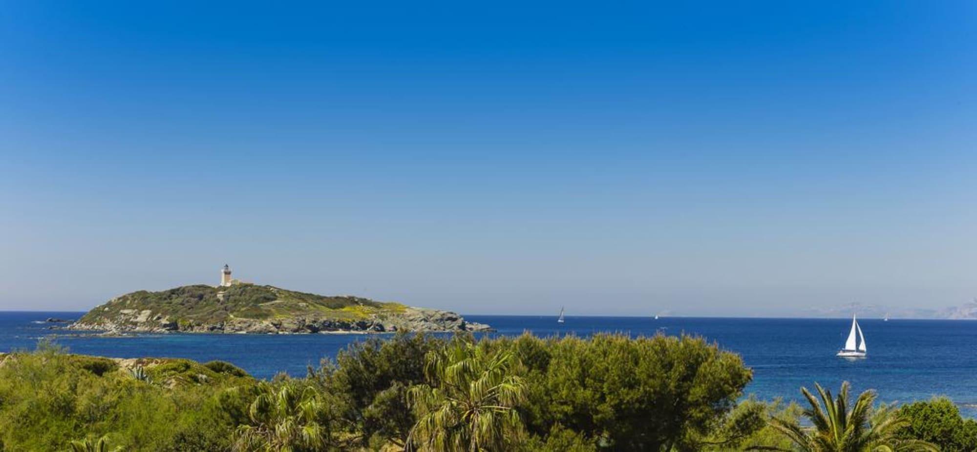 Hotel Helios & Spa - Ile Des Embiez Six-Fours-les-Plages Exterior photo